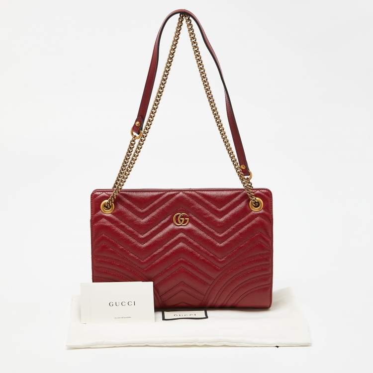 Pre Owned Gucci Red Matelassé Leather Medium GG Marmont Chain Bag