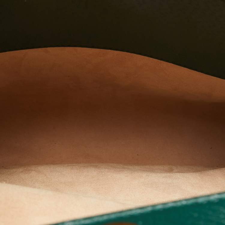 Pre Owned Gucci Green Leather Large Bamboo Diana Tote