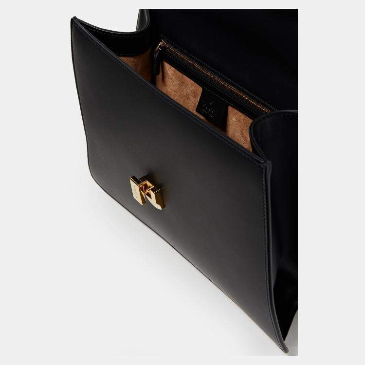 Pre Owned Gucci Black Leather Mini Web Chain Sylvie Top Handle Bag