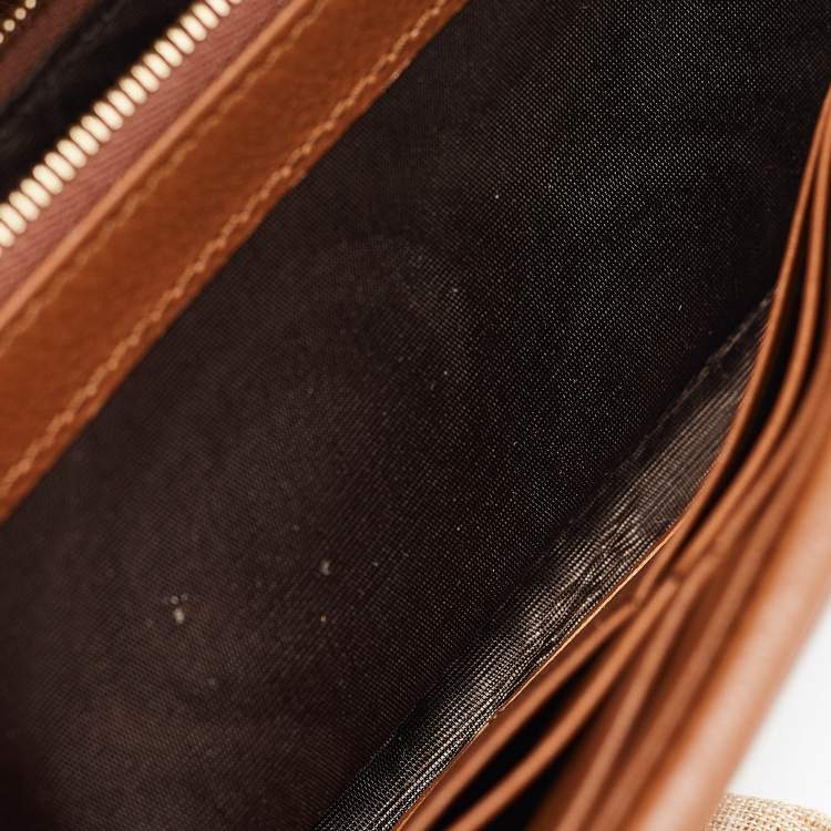 Pre Owned Gucci Brown Leather Blondie Wallet on Chain