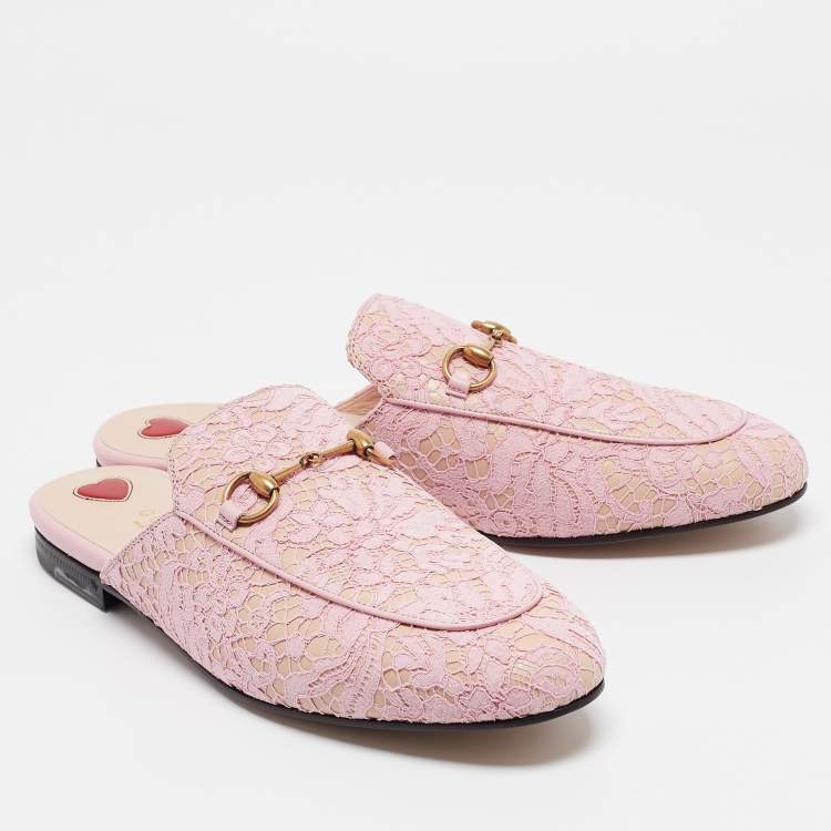 Pre Owned Gucci Pink/Beige Lace and Leather Princetown Flat Mules Size 40