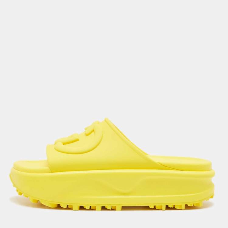 Pre Owned Gucci Yellow Rubber Interlocking G Slide Sandals Size 37