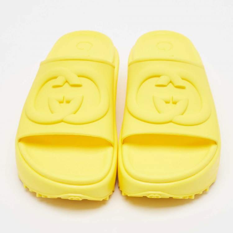 Pre Owned Gucci Yellow Rubber Interlocking G Slide Sandals Size 37