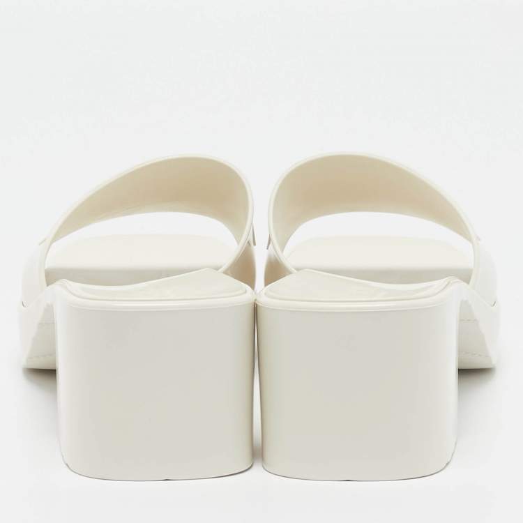 Pre Owned Gucci White Rubber Embossed Logo Block Heel Slide Sandals Size 40