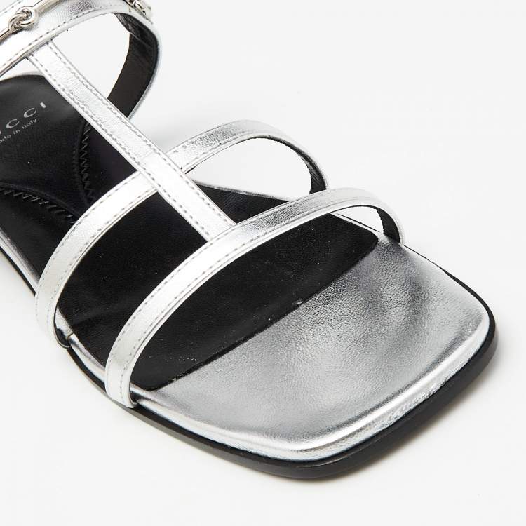 Pre Owned Gucci Silver Leather Divine Flat Sandals Size 38