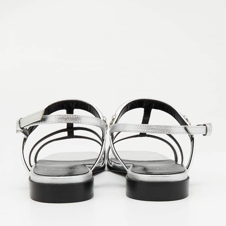 Pre Owned Gucci Silver Leather Divine Flat Sandals Size 38
