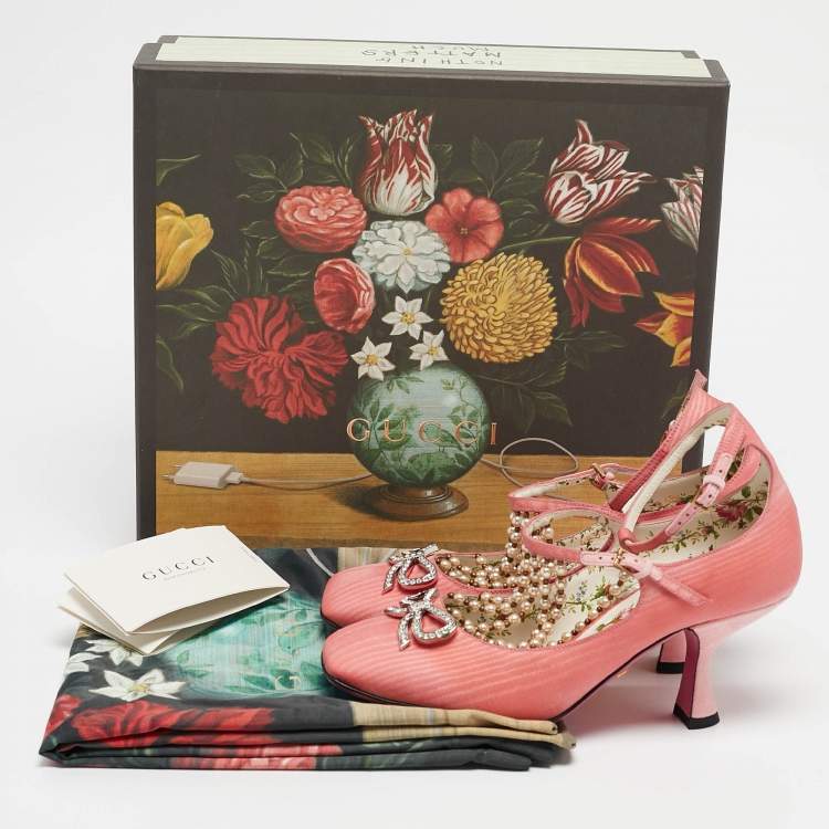 Pre Owned Gucci Pink Fabric Pearl Embellished T-Strap Pumps Size 35