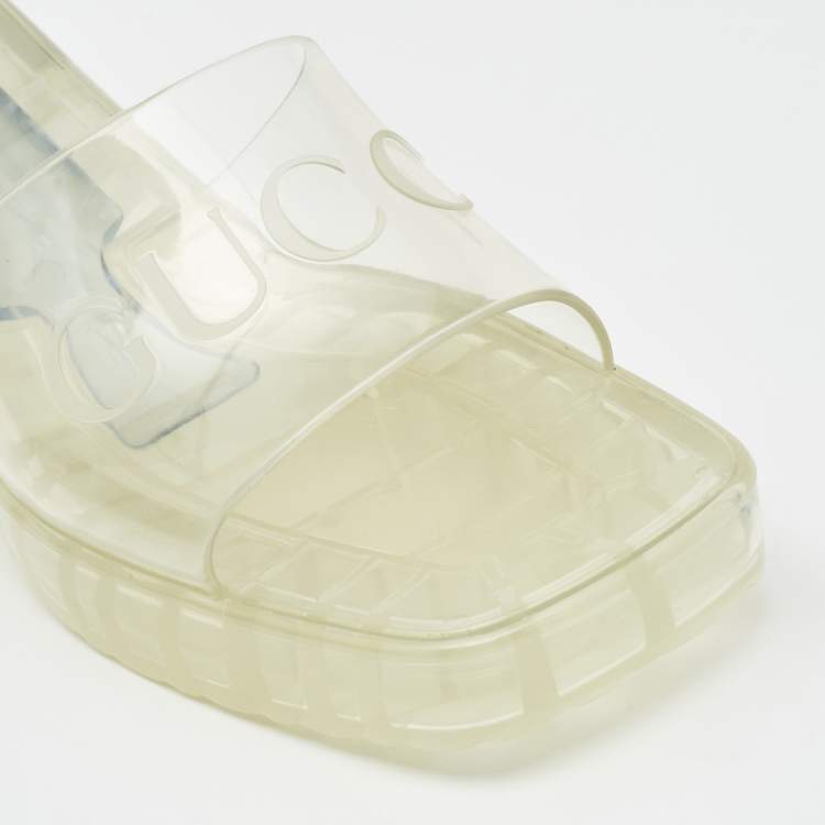 Pre Owned Gucci Transparent Rubber Embossed Logo Slide Sandals Size 39