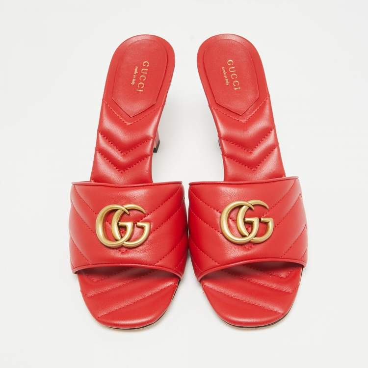 Pre Owned Gucci Red Quilted Leather GG Marmont Slide Sandals Size 40