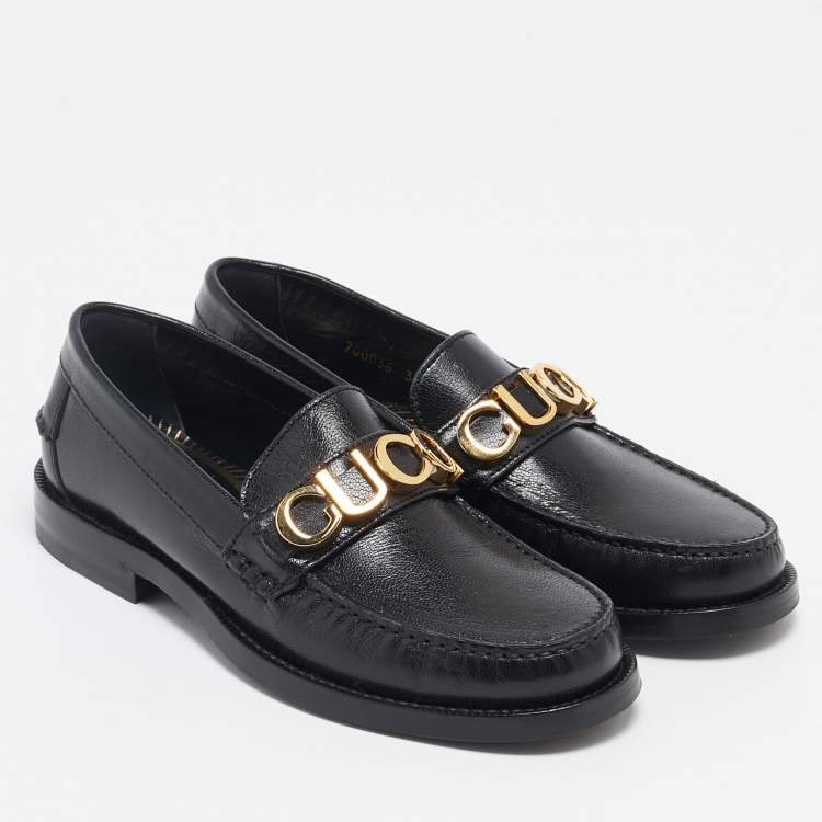 Pre Owned Gucci Black Leather Quentin Logo Plaque Slip On Loafers Size 35