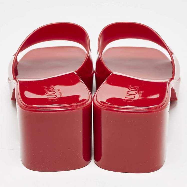 Pre Owned Gucci Dark Red Rubber Block Heel Slide Sandals Size 40