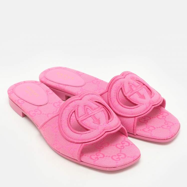 Pre Owned Gucci Pink interlocking G Canvas Flat Slides Size 36