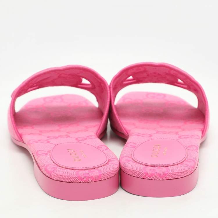 Pre Owned Gucci Pink interlocking G Canvas Flat Slides Size 36
