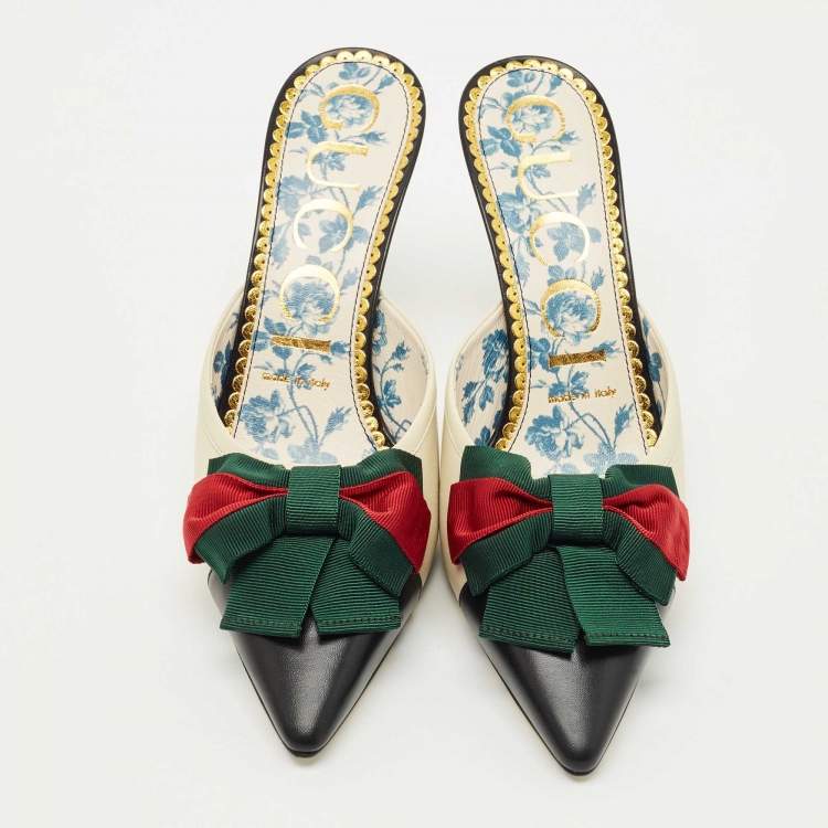 Pre Owned Gucci Cream/Black Leather Web Bow Pointed-Toe Mules Size 38.5