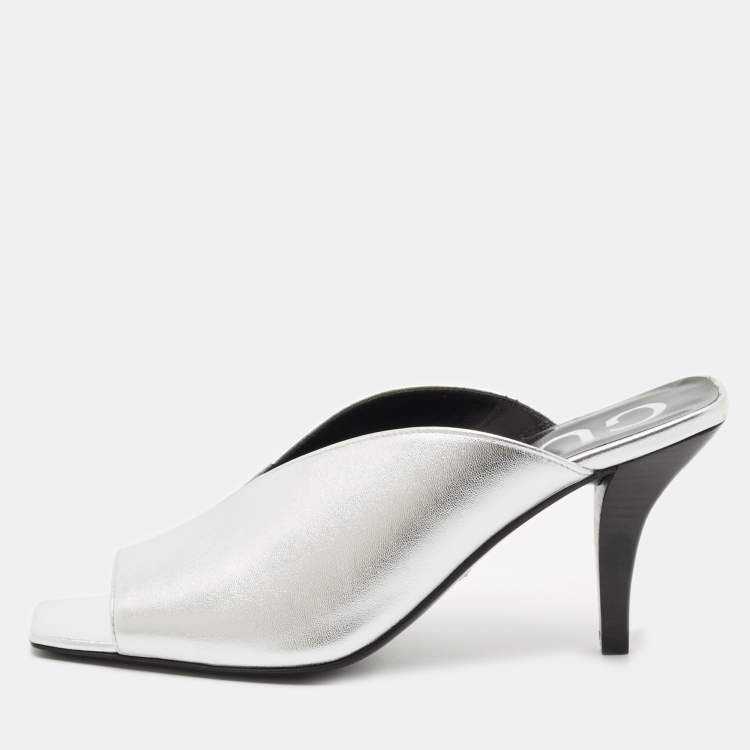 Pre Owned Gucci Silver Leather Square G Mules Size 35.5
