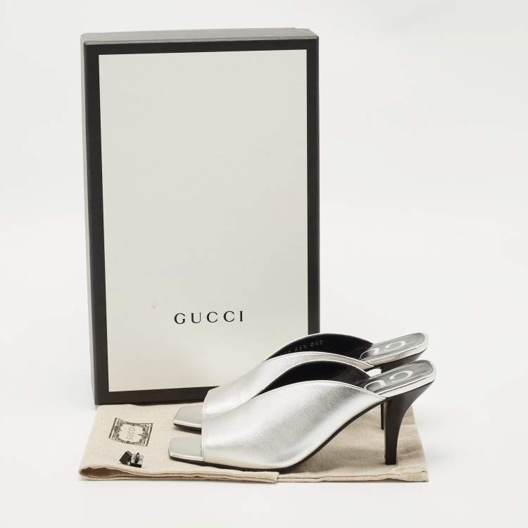 Pre Owned Gucci Silver Leather Square G Mules Size 35.5