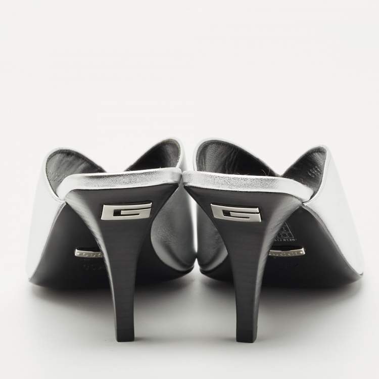 Pre Owned Gucci Silver Leather Square G Mules Size 35.5