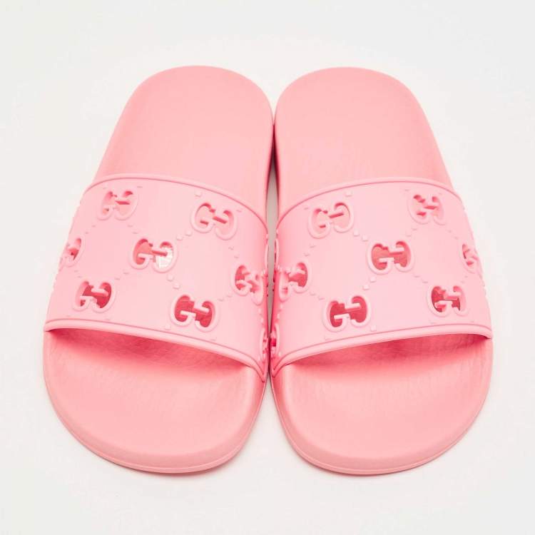 Pre Owned Gucci Pink GG Laser Cut Rubber Pool Slides Size 34
