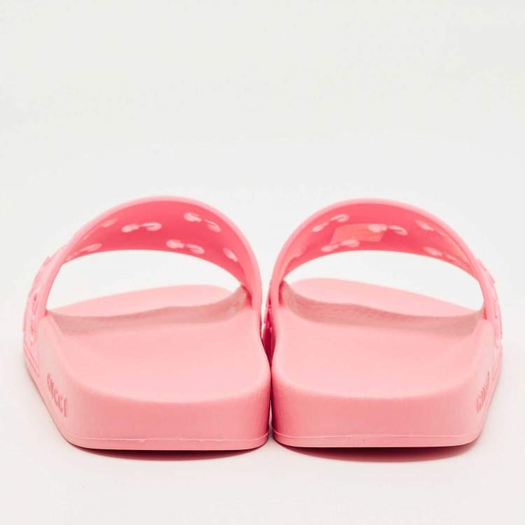Pre Owned Gucci Pink GG Laser Cut Rubber Pool Slides Size 34
