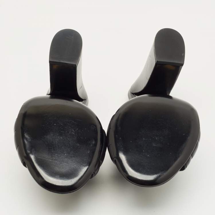 Pre Owned Gucci Black Quilted Leather Webby Slide Sandals Size 38