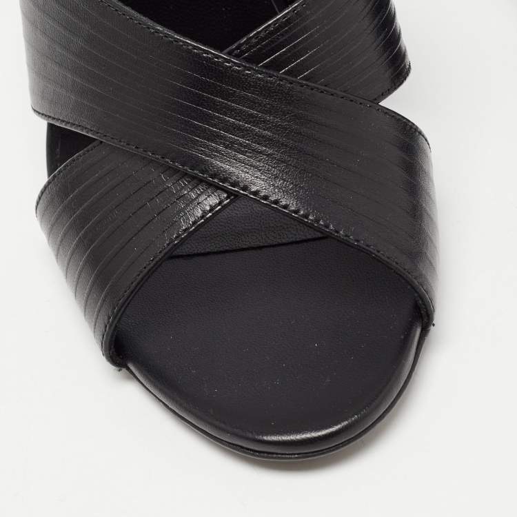 Pre Owned Gucci Black Leather Betsy Ankle Strap Sandals Size 40