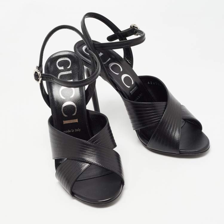 Pre Owned Gucci Black Leather Betsy Ankle Strap Sandals Size 40
