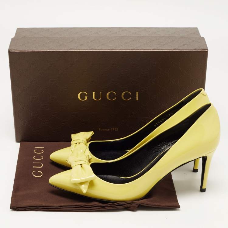 Pre Owned Gucci Lime Patent Leather Bow Pointed Toe Pumps Size 38.5