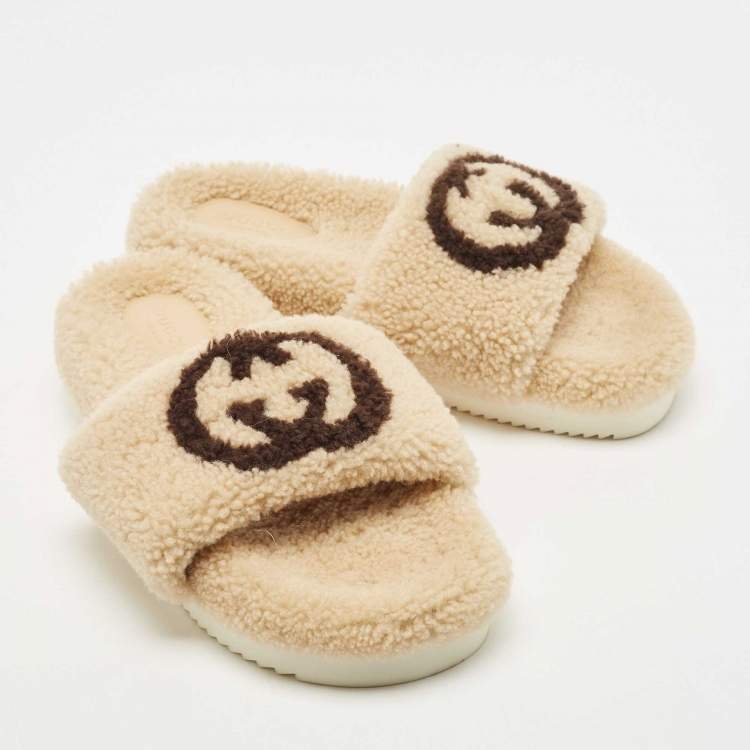 Pre Owned Gucci Beige Shearling Fur Interlocking G Slides Size 38