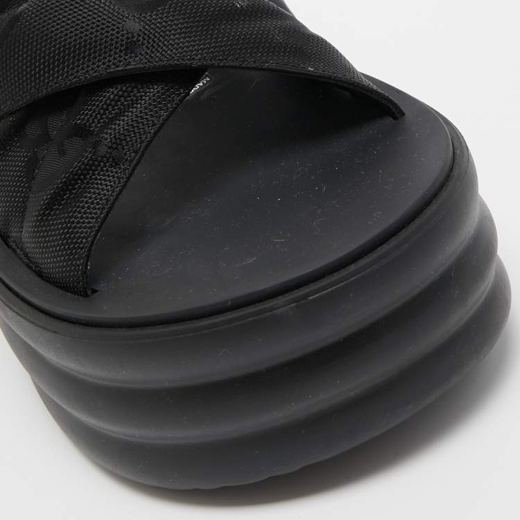 Pre Owned Gucci Black GG Canvas Platform Sandals Size 36