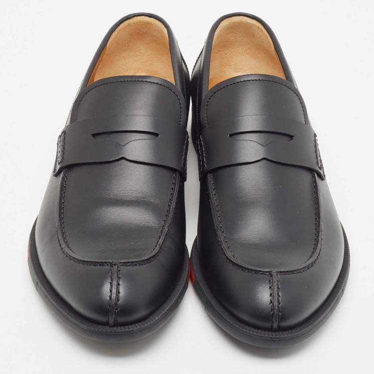 مملوكة مسبقًا Gucci Black Leather Slip On Loafers Size 40.5