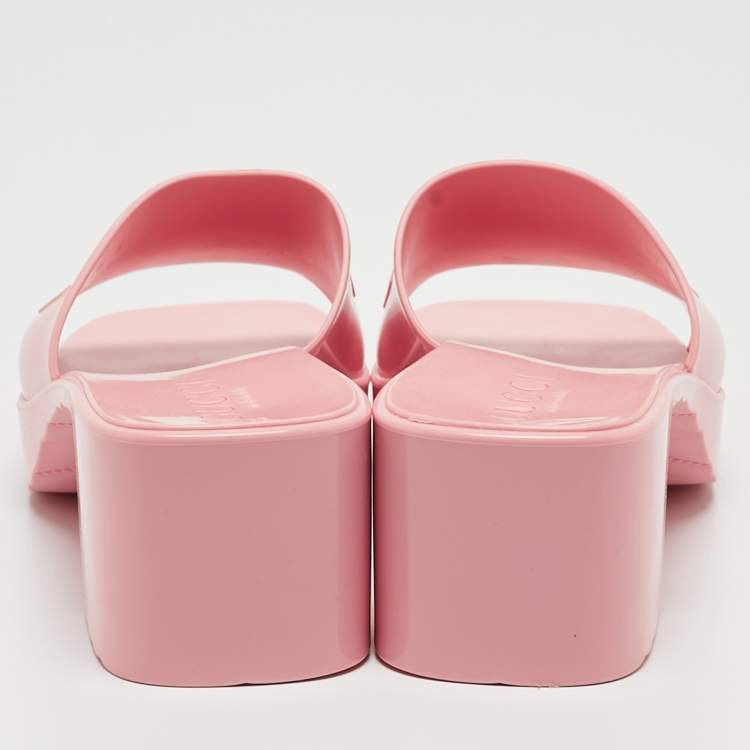 Pre Owned Gucci Pink Rubber Logo Mules Size 36