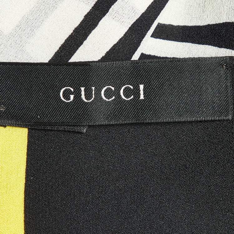 Pre Owned Gucci Monochrome Check Print Silk Narrow Stole 
