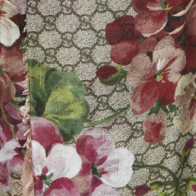 Pre Owned Gucci Pink/Beige GG Blooms Print Modal Blend Square Scarf