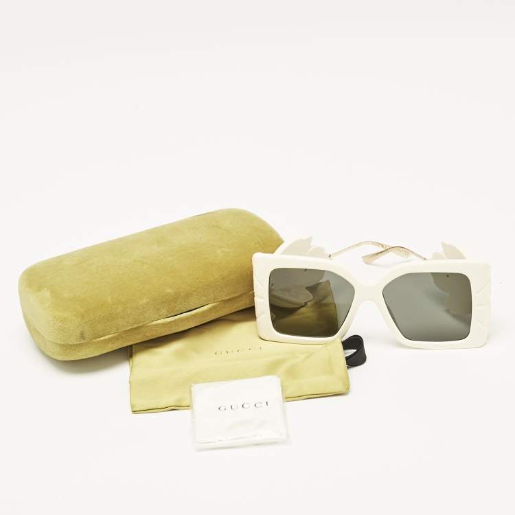 Pre Owned Gucci Cream Black Oversized Leaf GG0535S Sunglasses