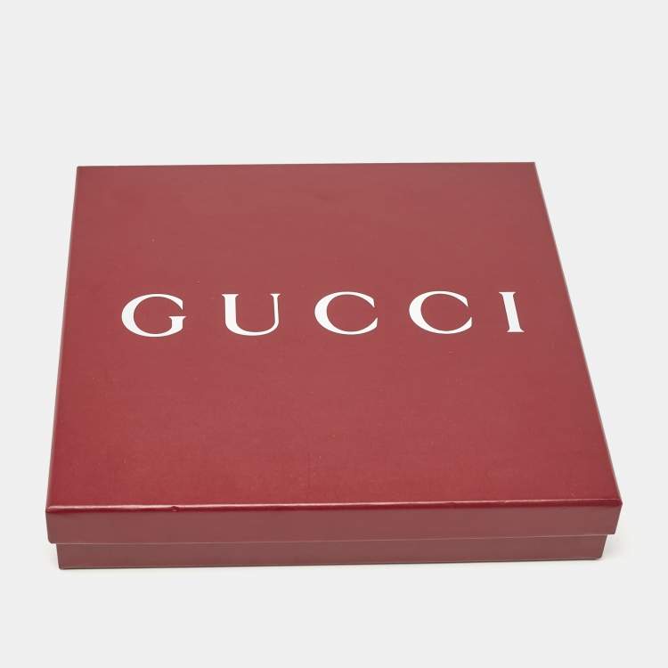 Pre Owned Gucci Black Floral Print Silk Square Scarf 
