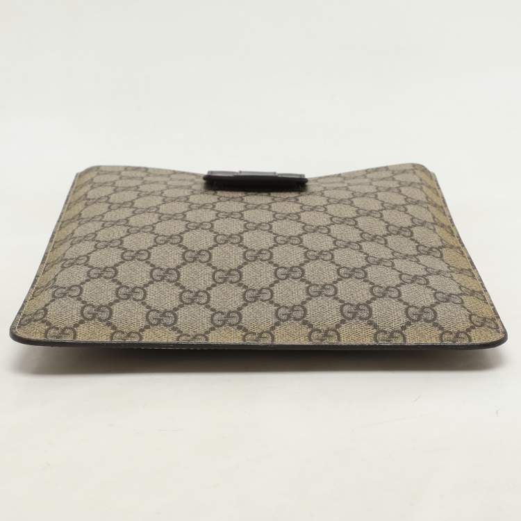 مملوكة مسبقًا Gucci Beige/Ebony GG Coated Canvas iPad Case