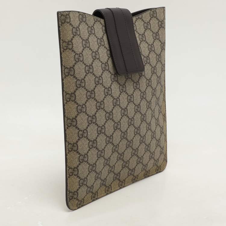 مملوكة مسبقًا Gucci Beige/Ebony GG Coated Canvas iPad Case