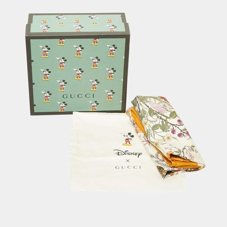 Pre Owned Gucci x Disney Yellow/Ivory Printed Silk Square Scarf