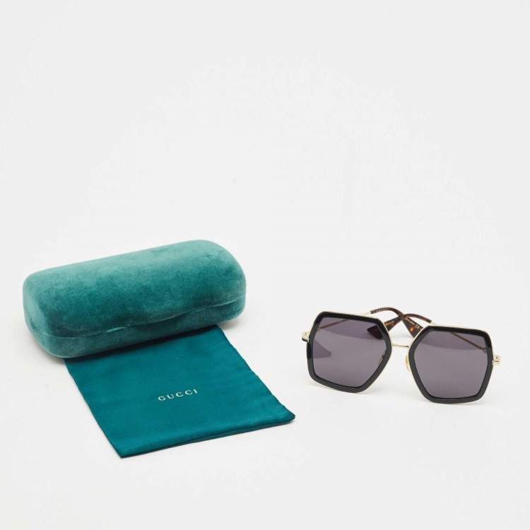 Pre Owned Gucci Black GG0106S Geometric Sunglasses