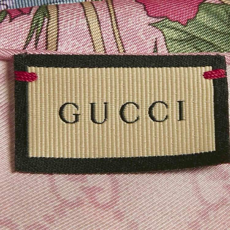 Pre Owned Gucci Pink Floral GG Supreme Print Silk Square Scarf 