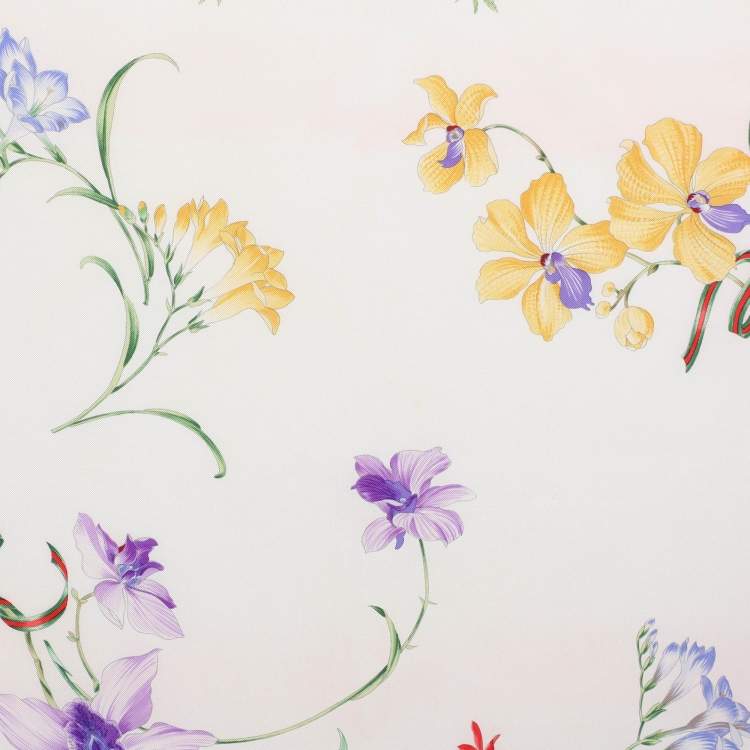Pre Owned Gucci Multicolor Floral Print Silk Scarf
