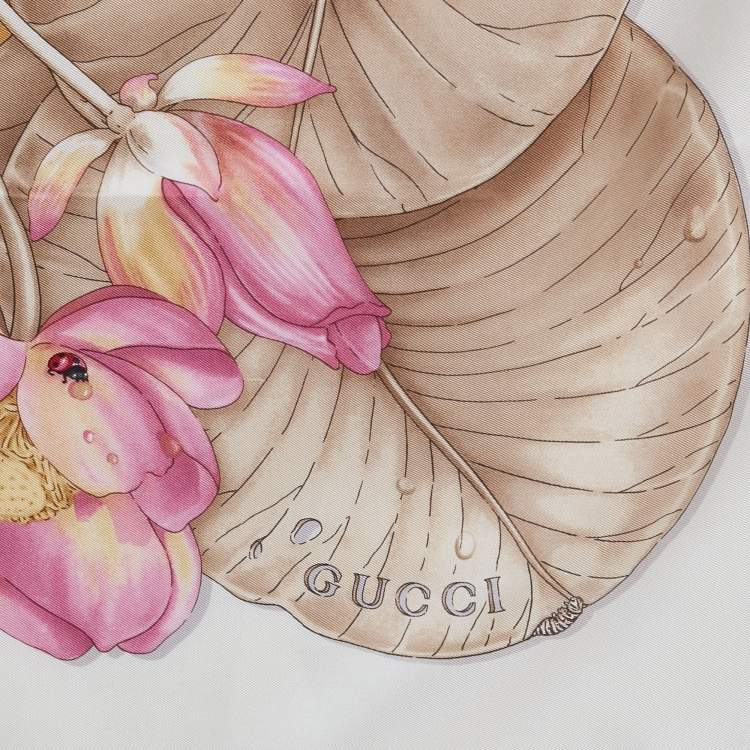 Pre Owned Gucci Yellow Lotus Print Silk Square Scarf 