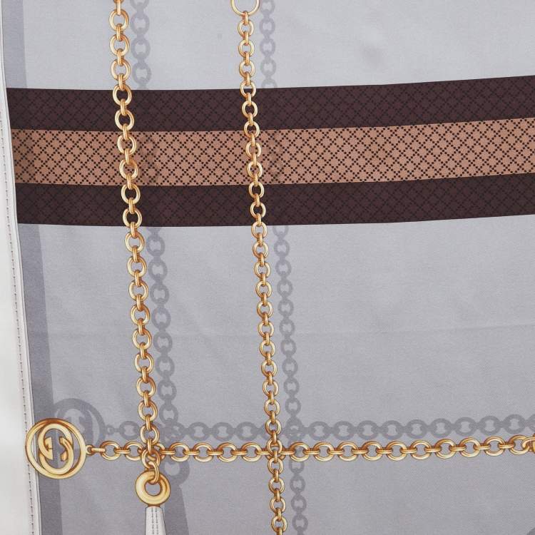 Pre Owned Gucci Grey Printed Silk Square Scarf 