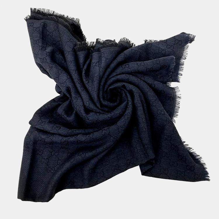مملوكة مسبقًا Gucci Blue Silk Wool Muffler