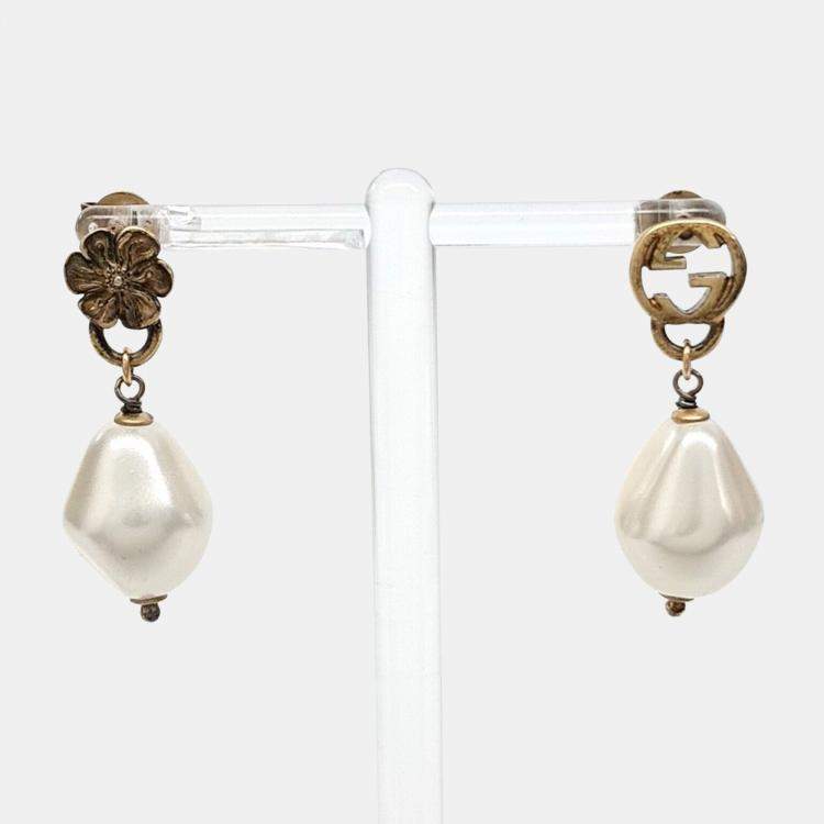 Pre Owned Gucci Gold Plated Metal earrings