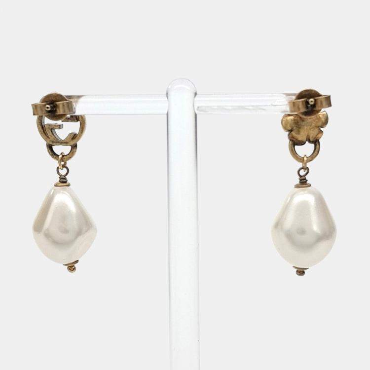 Pre Owned Gucci Gold Plated Metal earrings