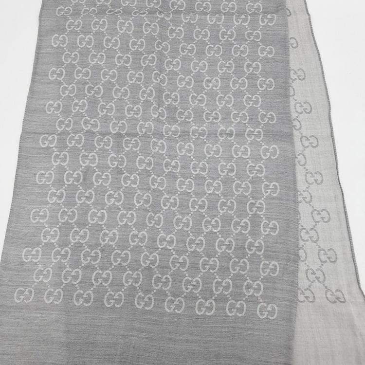 مملوكة مسبقًا Gucci Grey Wool  muffler