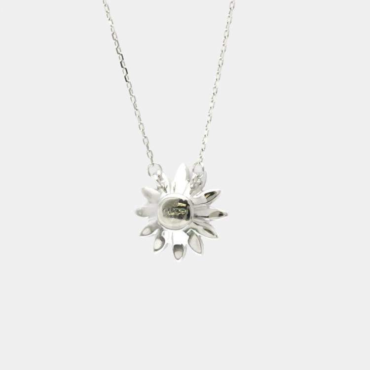 Pre Owned Gucci Flora Diamond Necklace White Gold 18K Diamond Pendant Necklace Silver