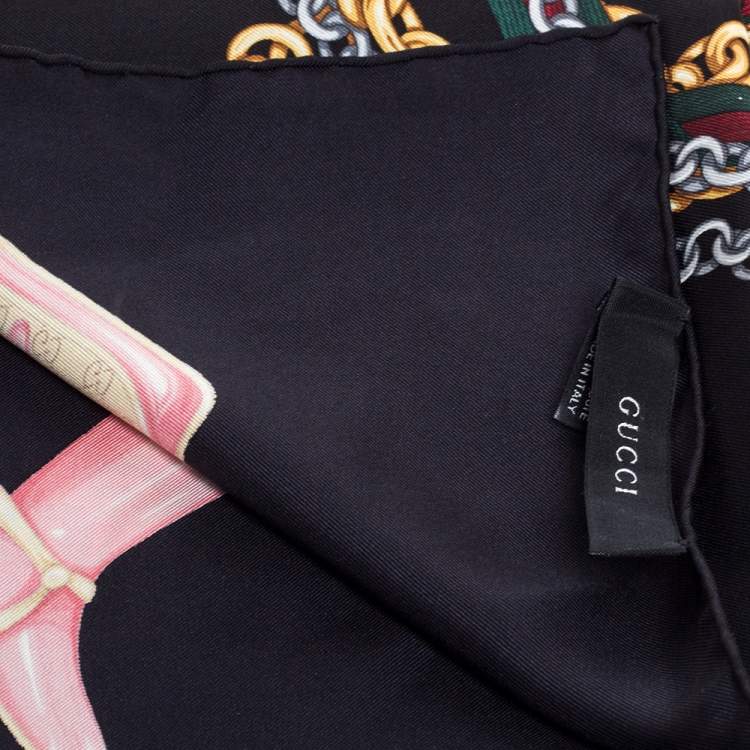مملوكة مسبقًا Gucci Black Multi Icon Print Silk Scarf