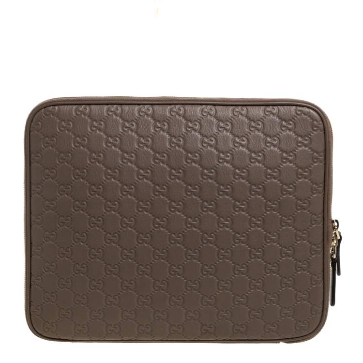 Pre Owned Gucci Light Brown Guccissima Leather Laptop Zip Around Case